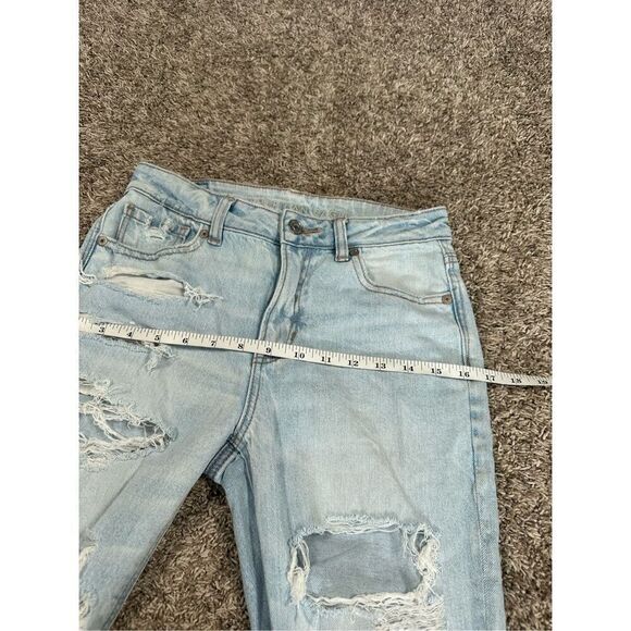 American Eagle Strigid Mom Jean Ripped Distressed Light Wash Denim High Rise 0 - Picture 10 of 14